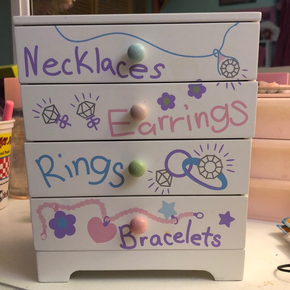 jewelry organizer